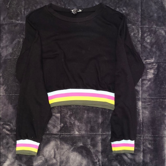 Black cropped sweatshirt - Picture 1 of 3
